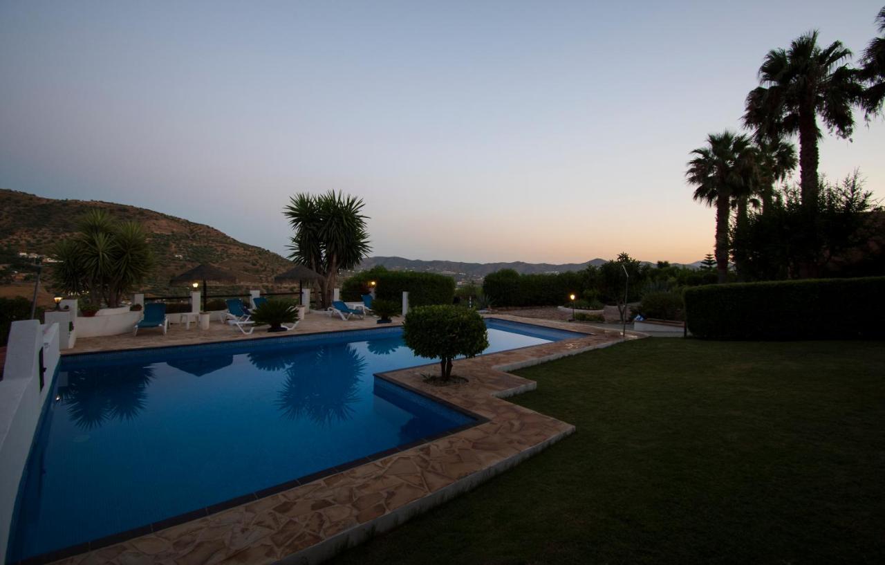 Hotel Cortijo De Salia Alcaucin Ngoại thất bức ảnh