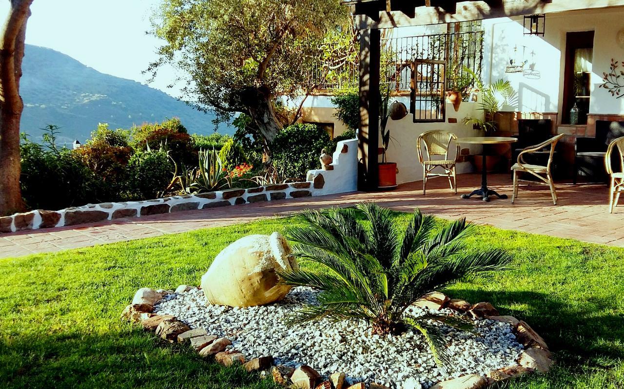 Hotel Cortijo De Salia Alcaucin Ngoại thất bức ảnh