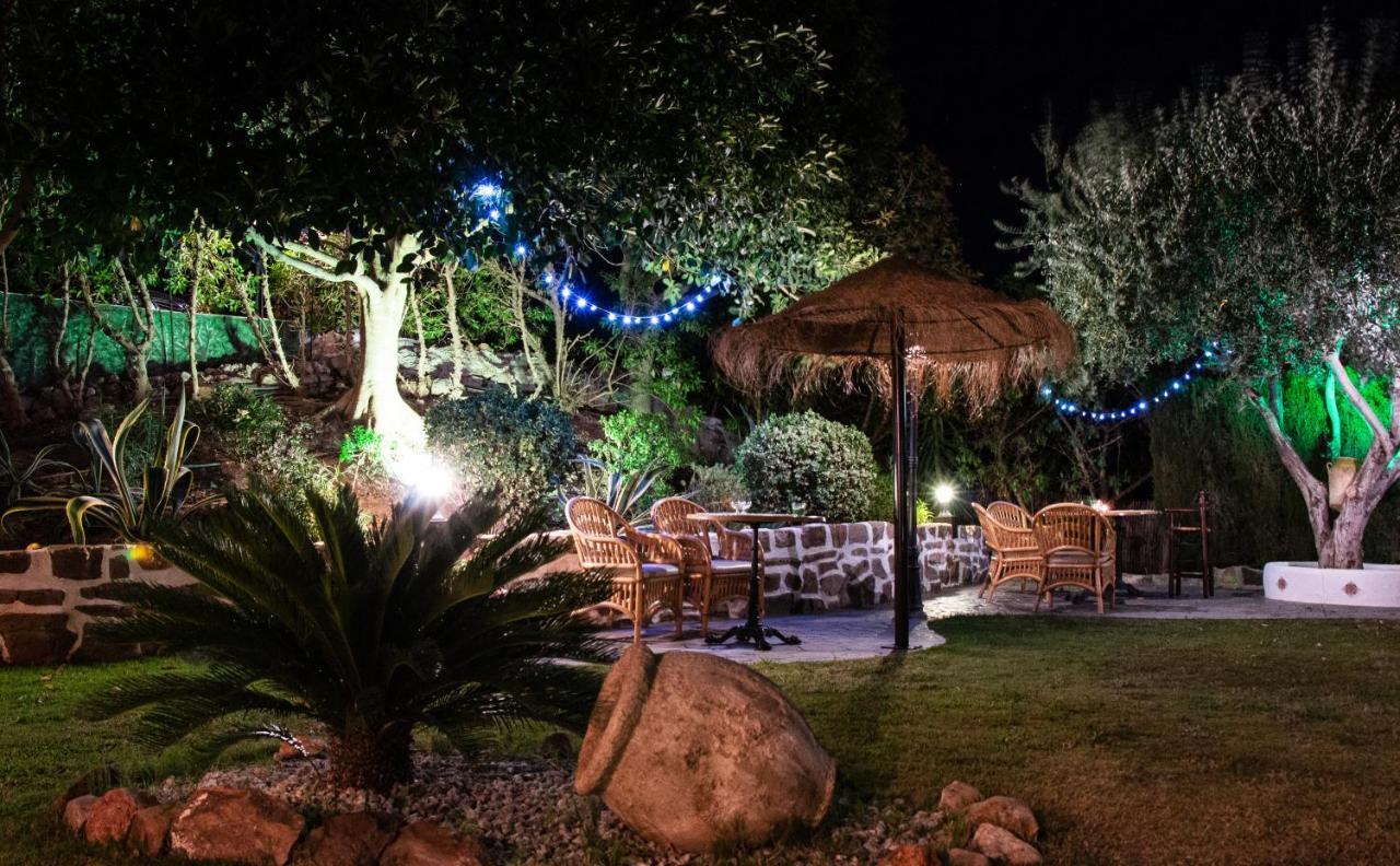 Hotel Cortijo De Salia Alcaucin Ngoại thất bức ảnh