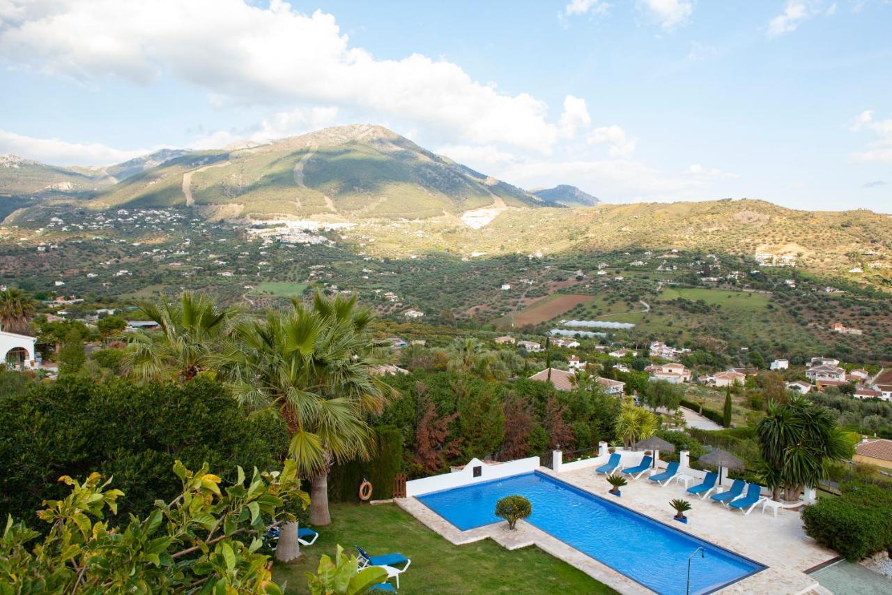 Hotel Cortijo De Salia Alcaucin Ngoại thất bức ảnh