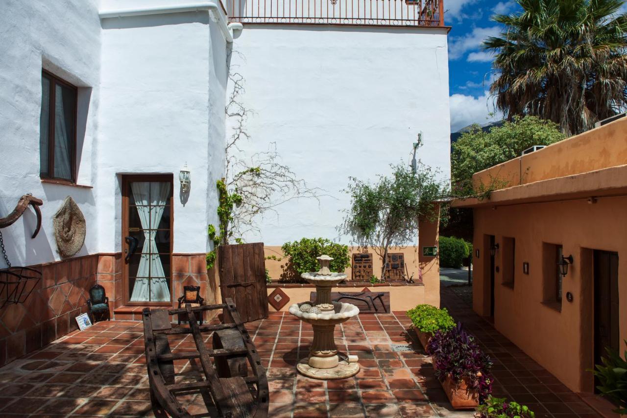 Hotel Cortijo De Salia Alcaucin Ngoại thất bức ảnh