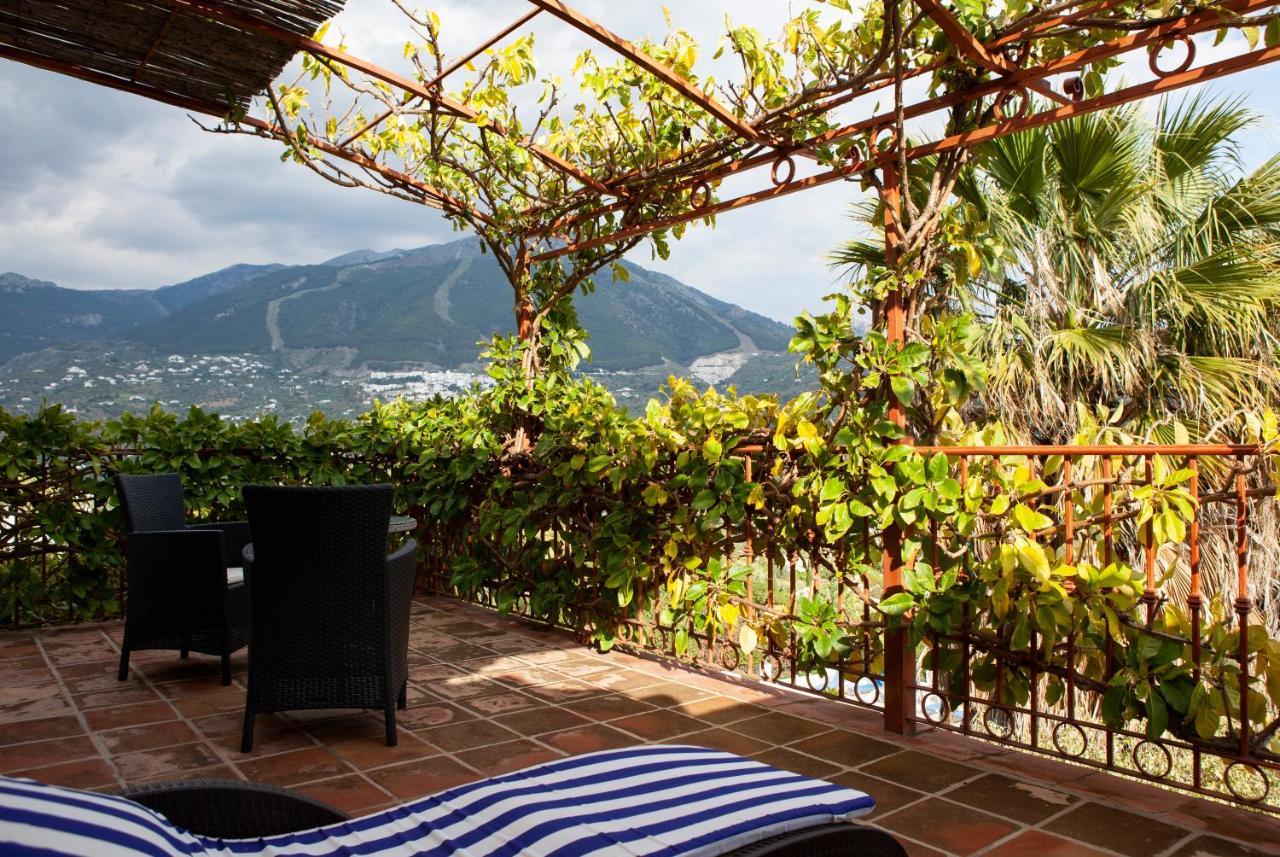 Hotel Cortijo De Salia Alcaucin Ngoại thất bức ảnh
