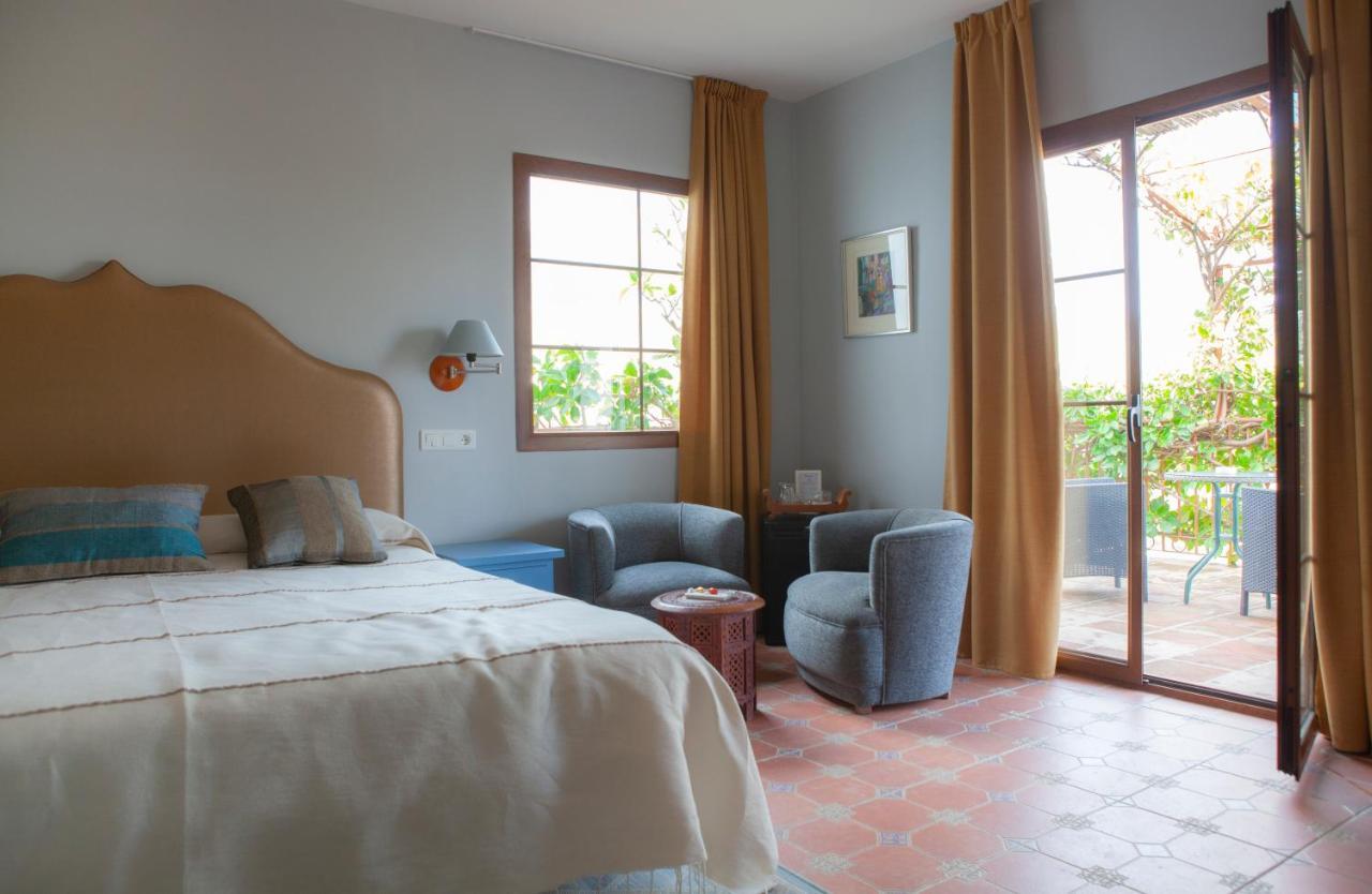Hotel Cortijo De Salia Alcaucin Ngoại thất bức ảnh