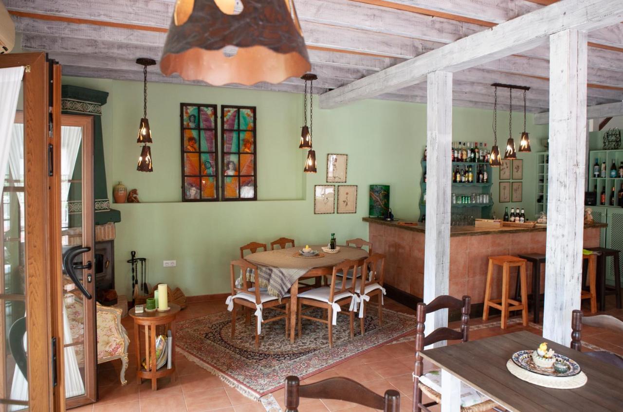 Hotel Cortijo De Salia Alcaucin Ngoại thất bức ảnh
