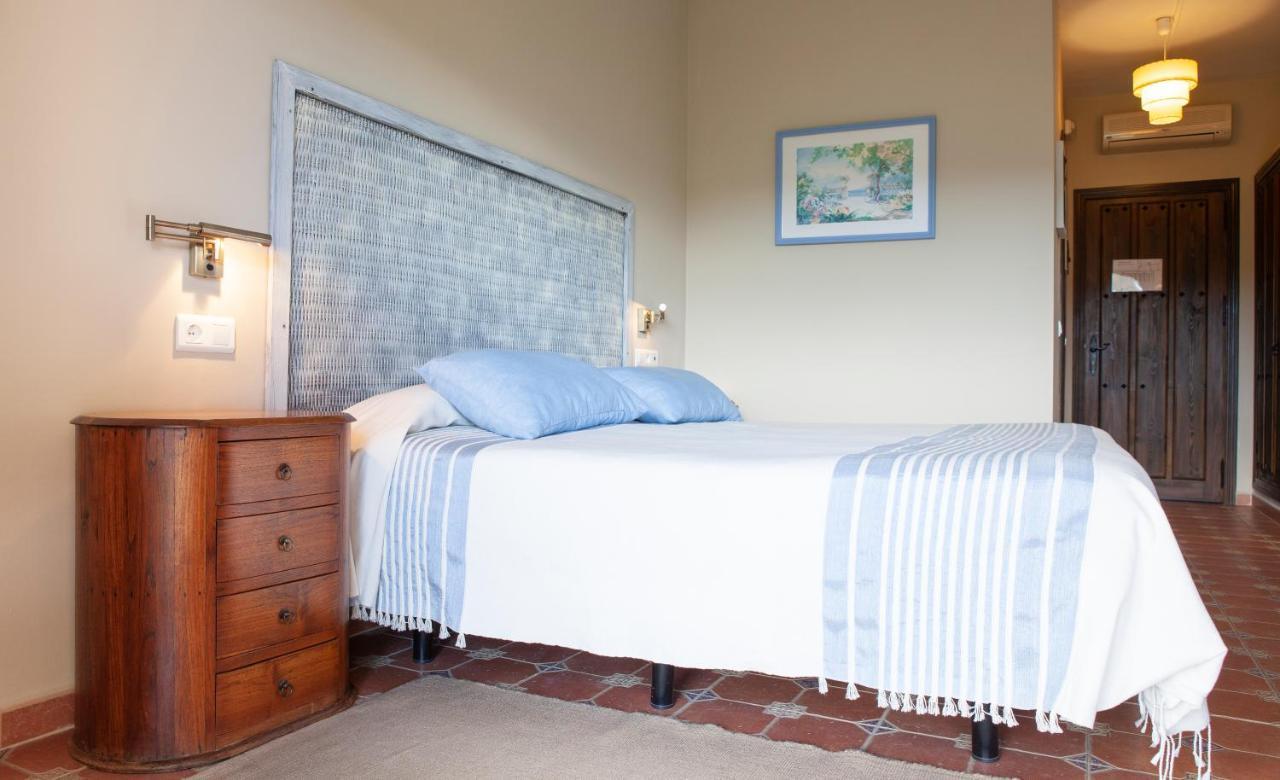 Hotel Cortijo De Salia Alcaucin Ngoại thất bức ảnh